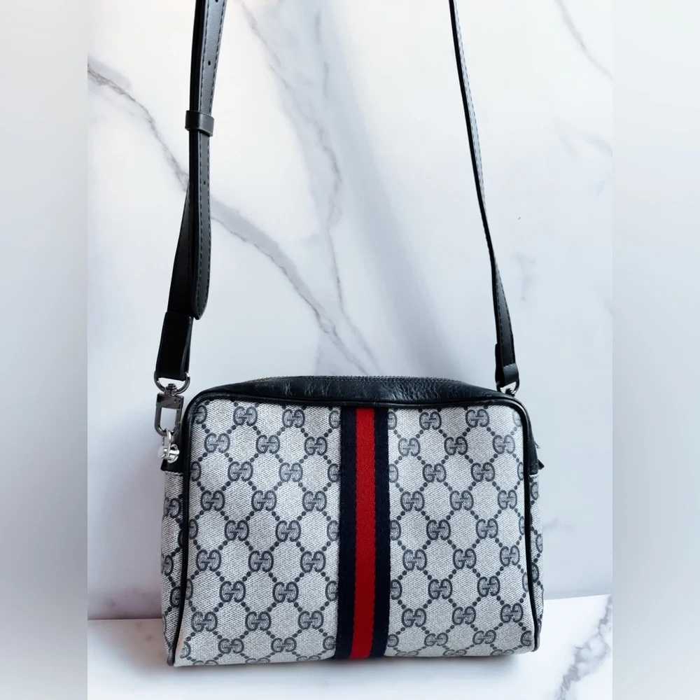 Authentic Gucci GG Clutch reworked as Crossbody ❤️ - Picture 3 of 15